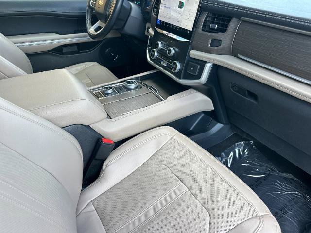 Certified 2024 Ford Expedition Limited AWD/4WD image 16