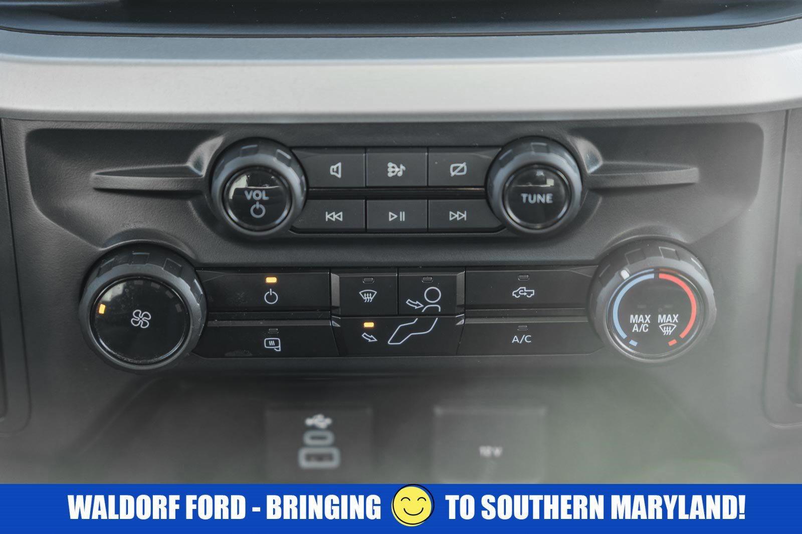 Certified 2024 Ford F350 XLT image 29