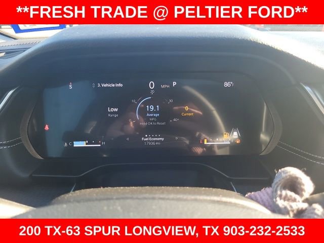 Used 2025 Jeep Grand Cherokee Altitude image 17