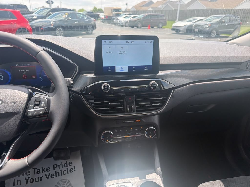 Certified 2022 Ford Escape SEL w/ SEL Stealth AWD Package image 21