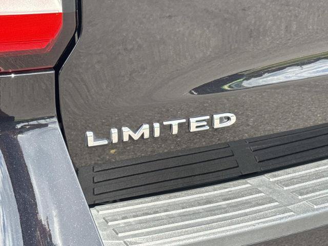 Certified 2024 Ford Expedition Limited AWD/4WD image 10