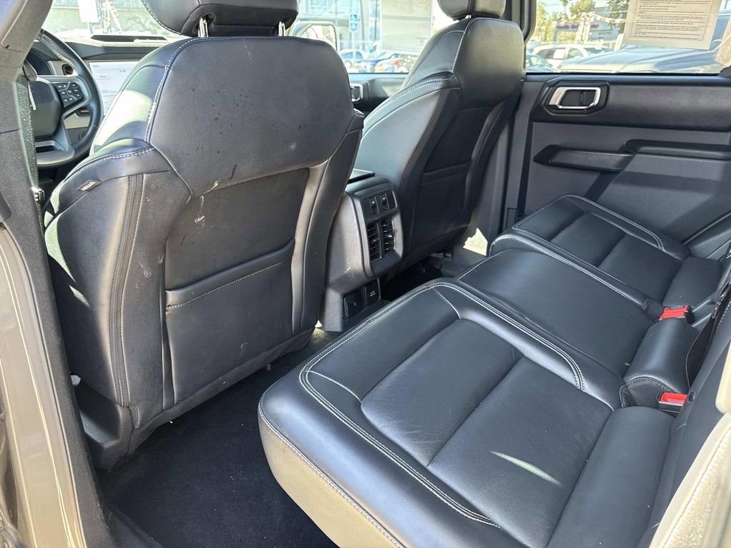 Certified 2025 Ford Bronco Outer Banks AWD/4WD image 13