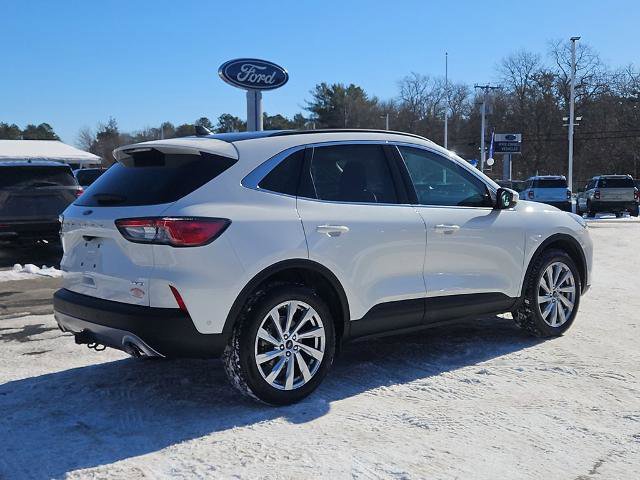 Certified 2022 Ford Escape Titanium w/ Titanium Elite Package image 4