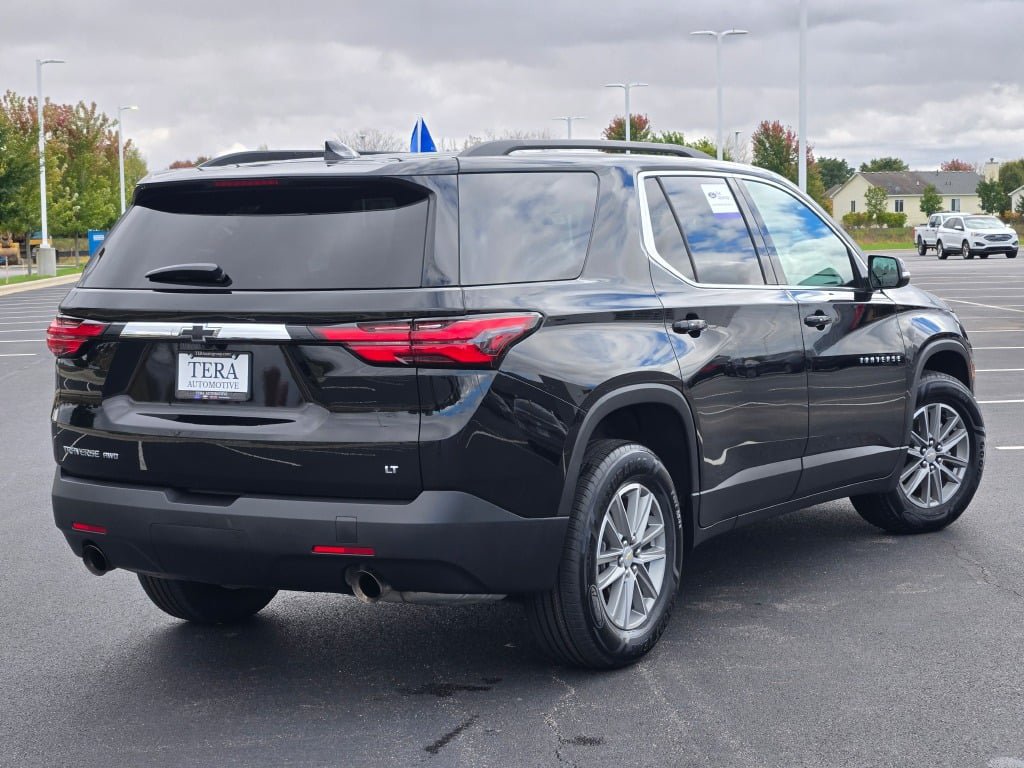 Used 2023 Chevrolet Traverse LT w/ LPO, Floor Liner Package AWD/4WD image 12