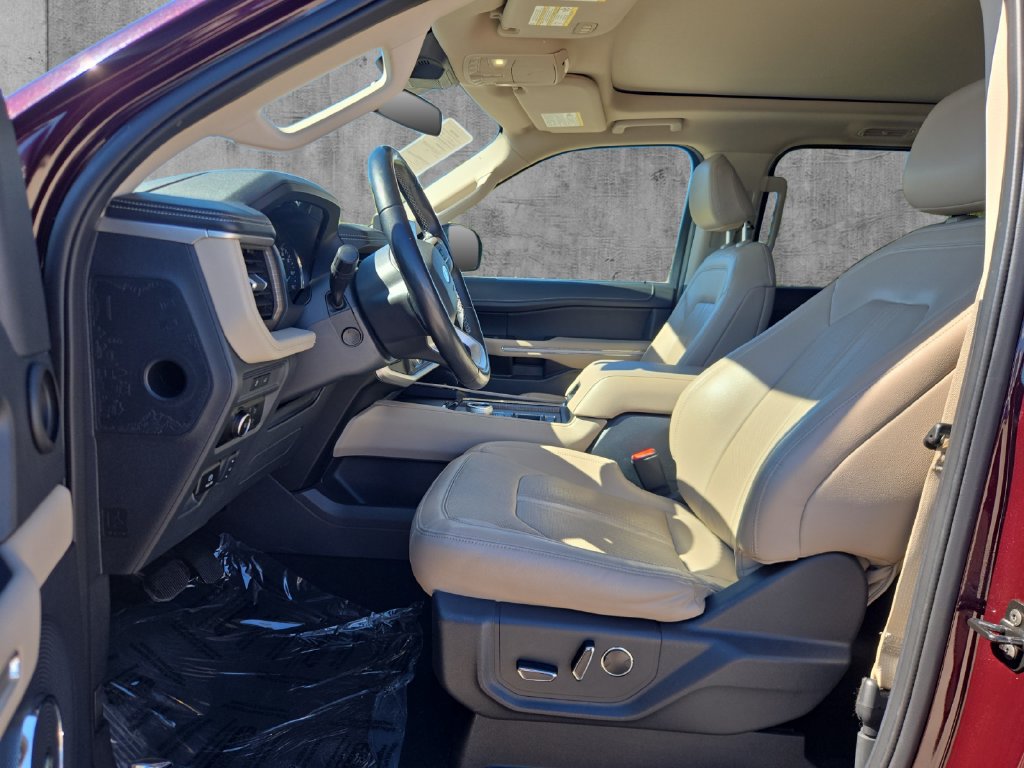 Certified 2024 Ford Expedition Max Limited RWD image 11