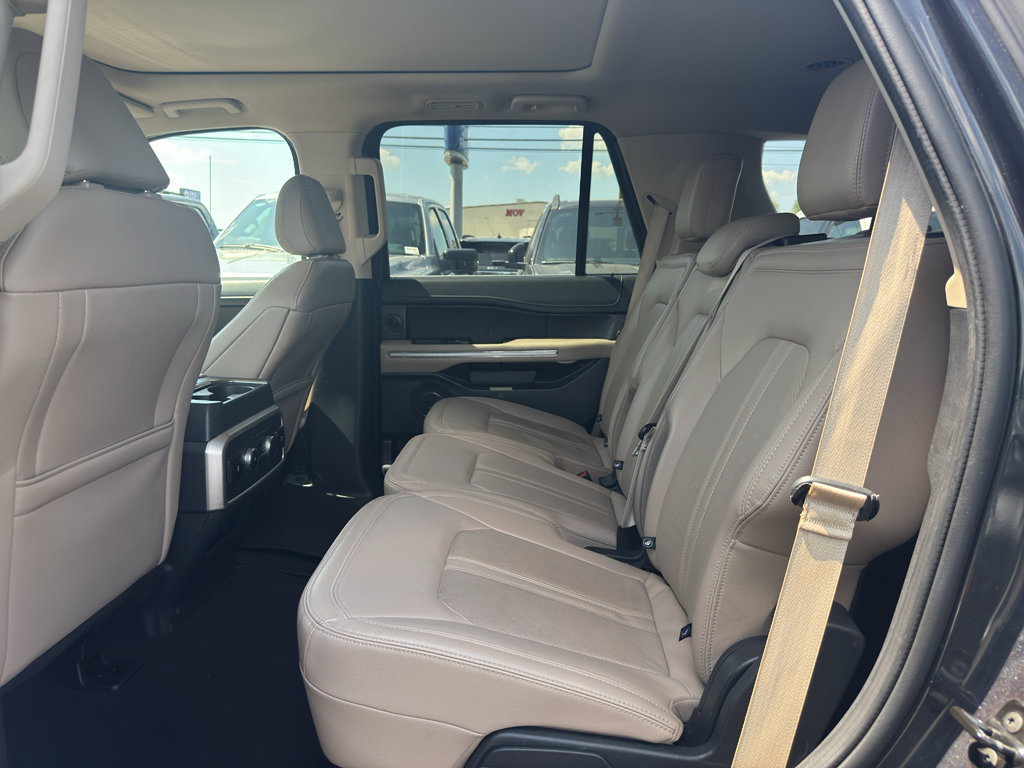 Certified 2024 Ford Expedition Limited AWD/4WD image 7