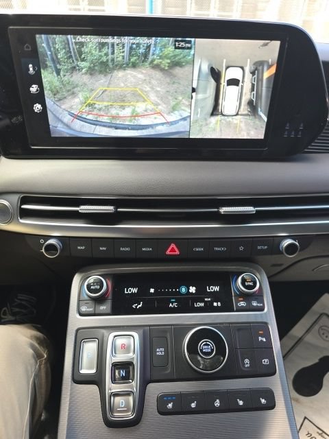 Used 2024 Hyundai Palisade Calligraphy FWD image 11
