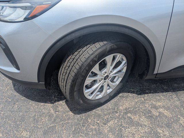 Certified 2023 Ford Escape Active w/ Tech Pack #1 FWD image 6