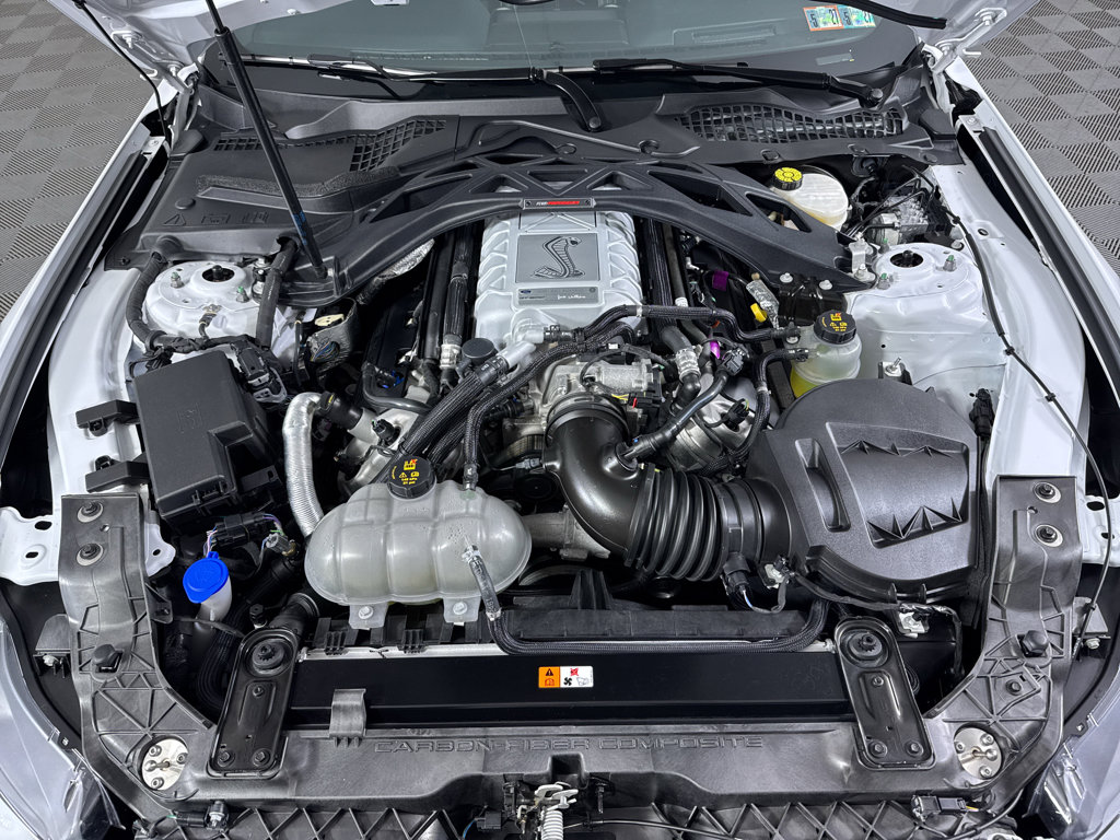 Certified 2021 Ford Mustang Shelby GT500 w/ Technology Package RWD image 4