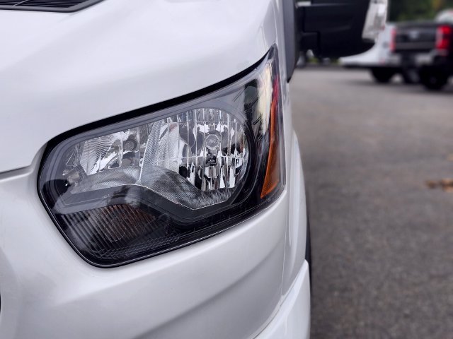 Certified 2025 Ford Transit 350 XLT RWD image 10