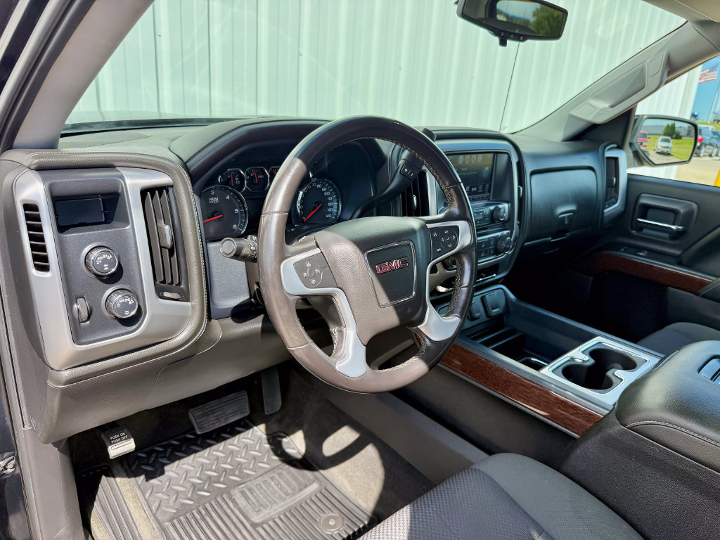 Used 2018 GMC Sierra 1500 SLE w/ Suspension Package, Off-Road AWD/4WD image 10