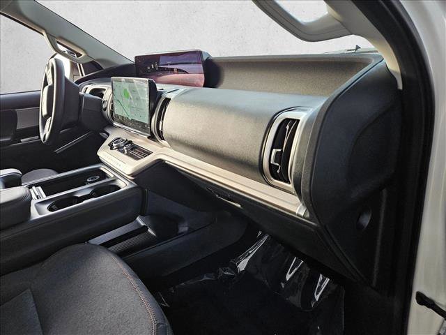 Certified 2025 Ford Expedition Active image 22