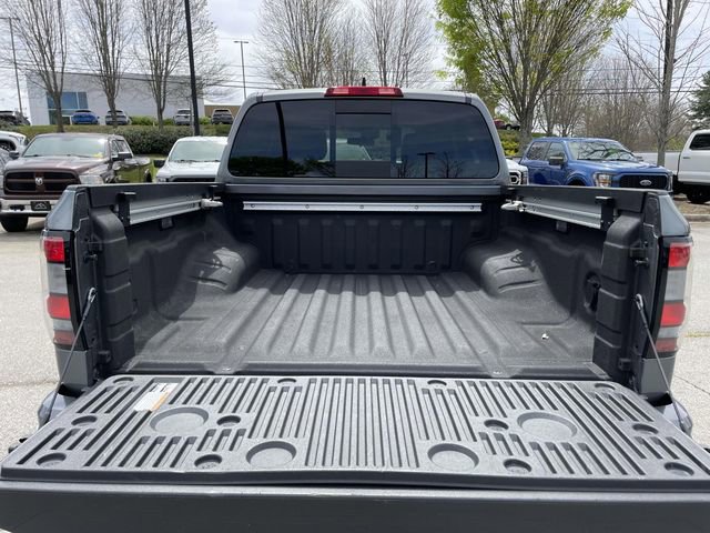 Used 2023 Nissan Frontier SV w/ SV Convenience Package image 12