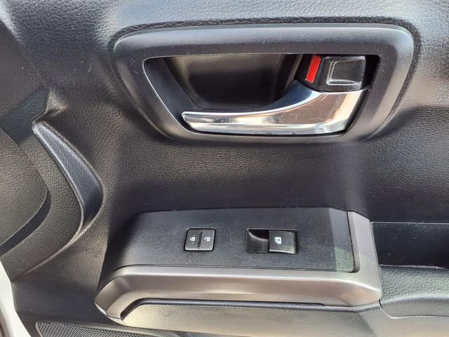 Used 2019 Toyota Tacoma TRD Sport w/ Technology Package image 24