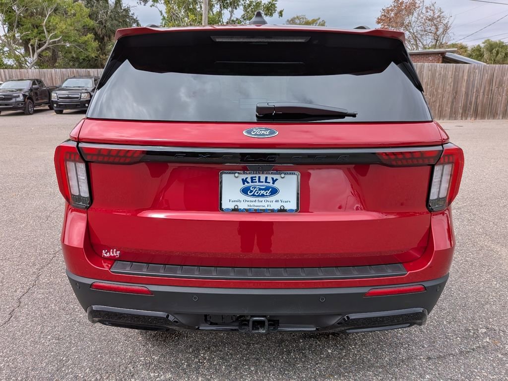 Certified 2025 Ford Explorer ST-Line w/ Premium Package image 7