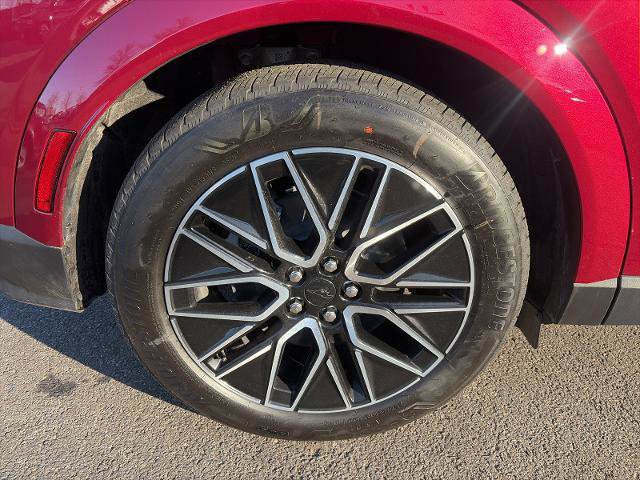 Certified 2025 Ford Mustang Mach-E Premium image 26