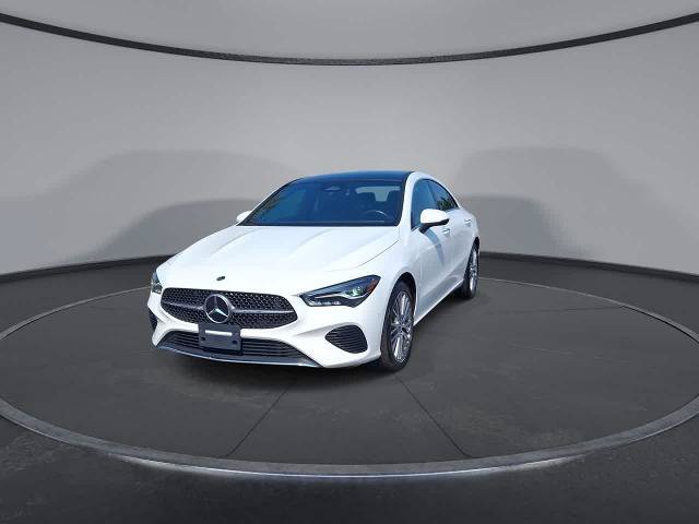 Used 2025 Mercedes-Benz CLA 250 image 3