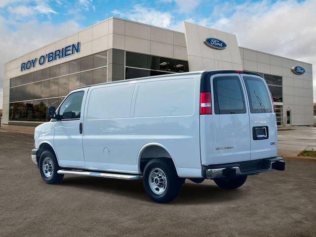 Used 2025 GMC Savana 2500 w/ Driver Convenience Package RWD image 3