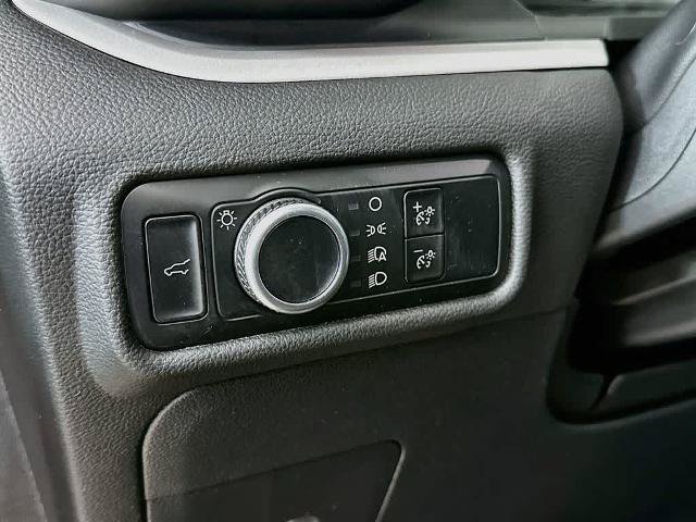 Certified 2023 Ford Explorer XLT RWD image 12