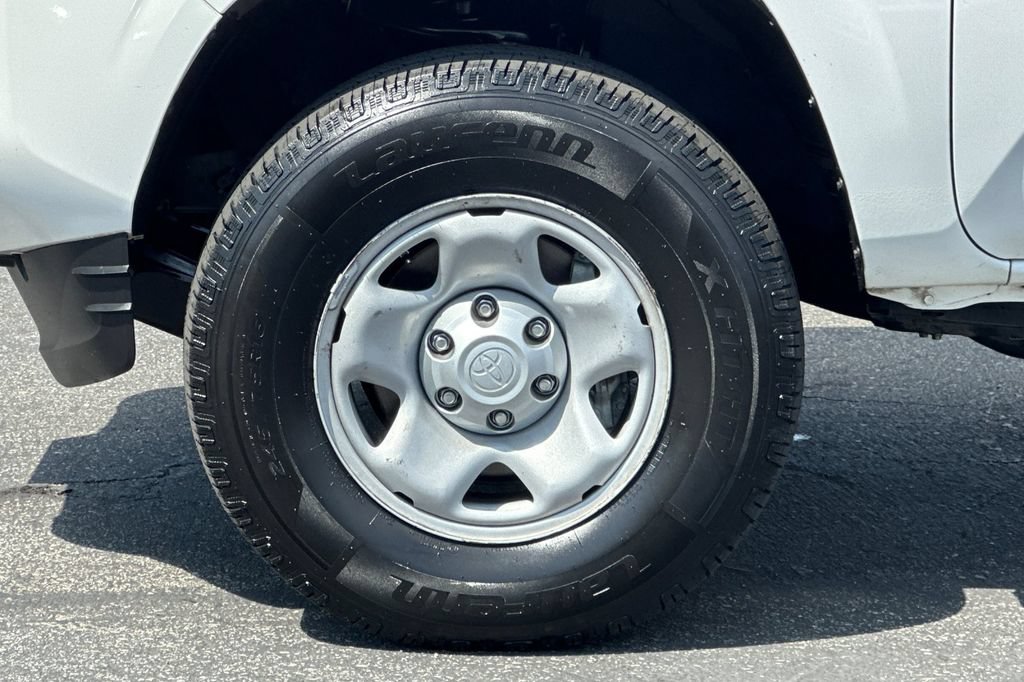 Used 2022 Toyota Tacoma SR RWD image 28