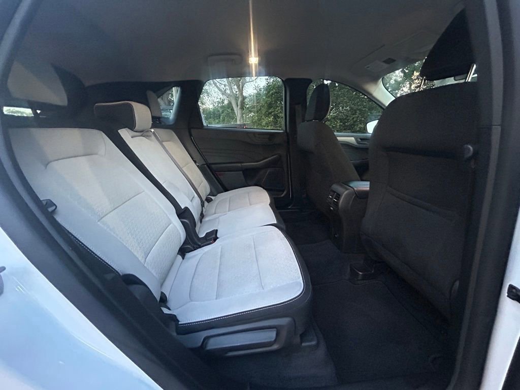 Certified 2024 Ford Escape Active w/ Cold Weather Package image 28