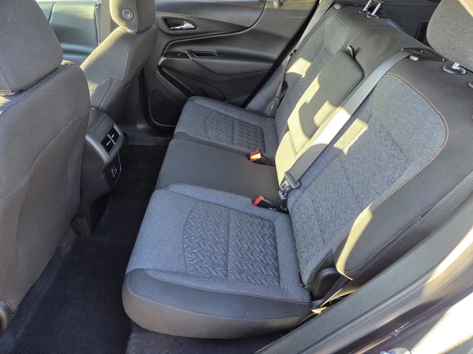 Used 2023 Chevrolet Equinox LT image 11