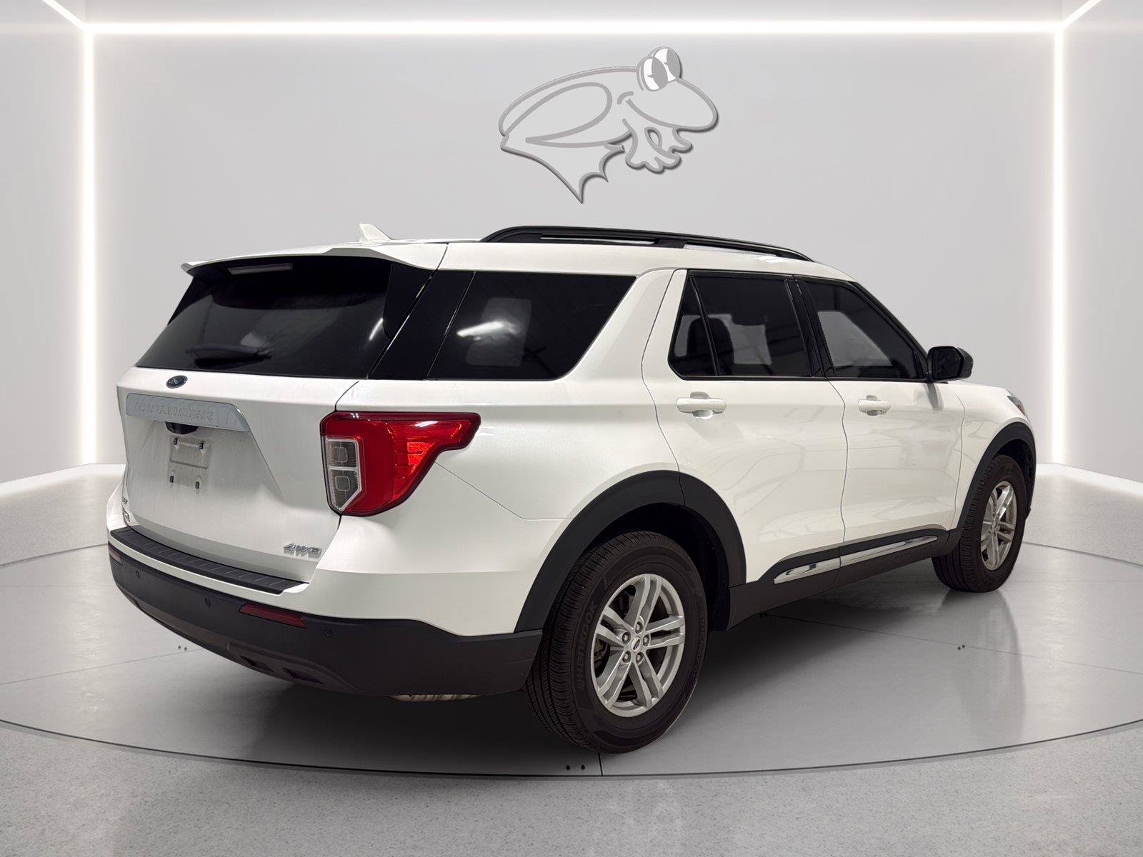 Certified 2023 Ford Explorer XLT AWD/4WD image 6