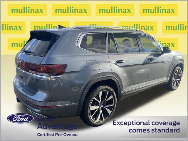 Used 2024 Volkswagen Atlas SEL Premium R-Line image 3