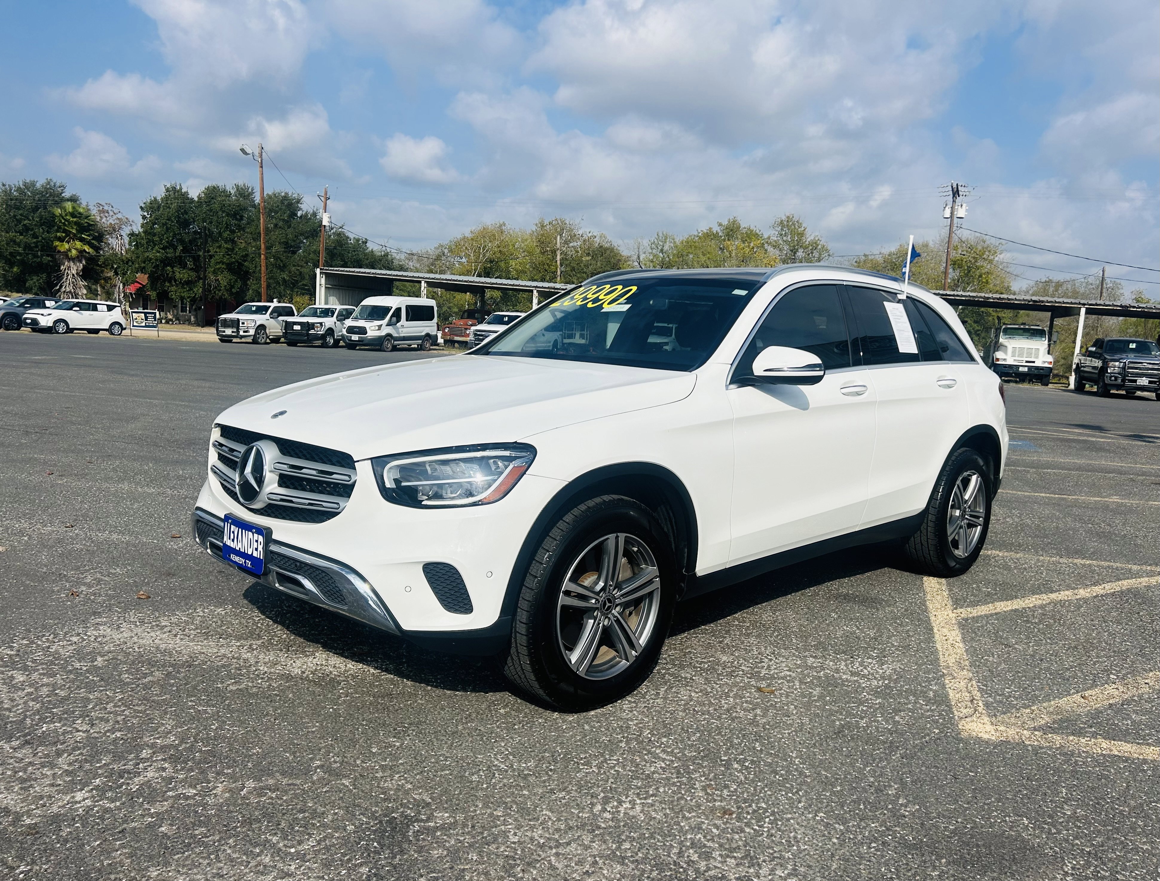 Used 2021 Mercedes-Benz GLC 300 image 4