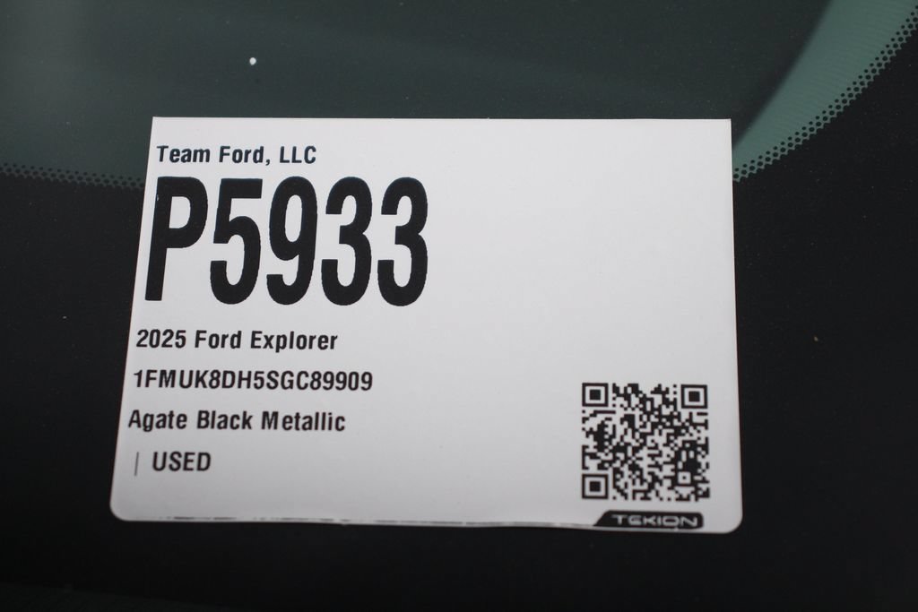 Certified 2025 Ford Explorer Active AWD/4WD image 31