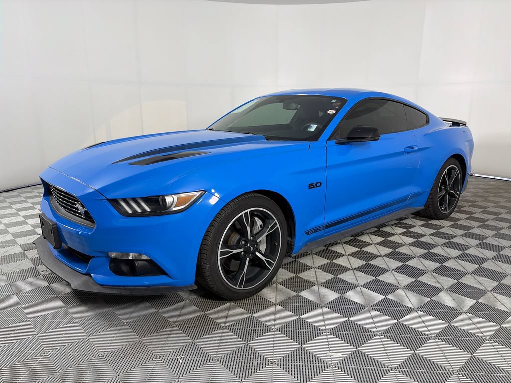 Certified 2017 Ford Mustang GT Premium RWD image 3