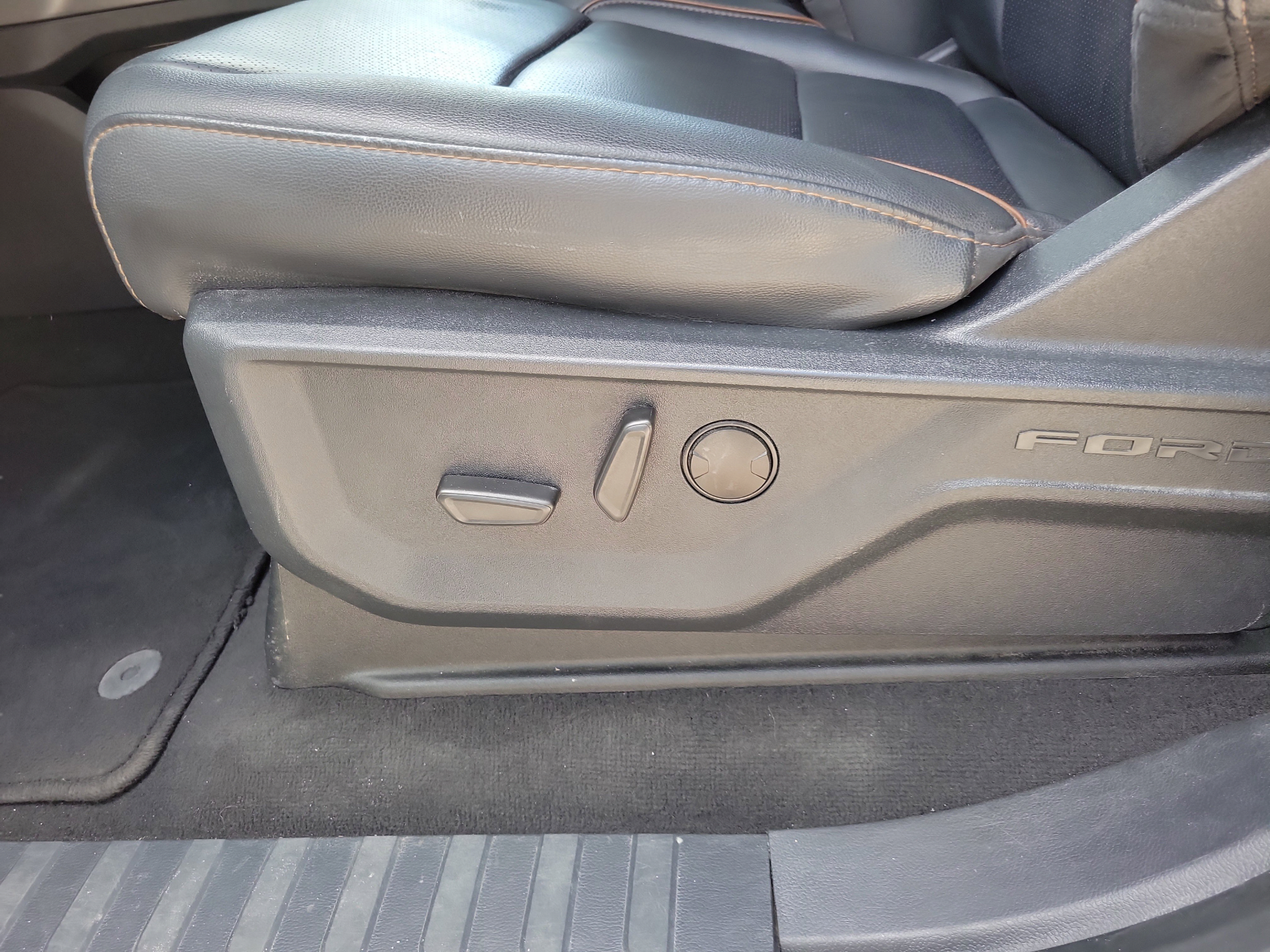 Certified 2026 Ford F250 Lariat AWD/4WD image 18