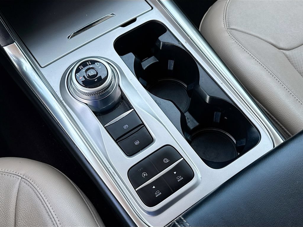 Certified 2020 Ford Explorer Limited RWD image 19