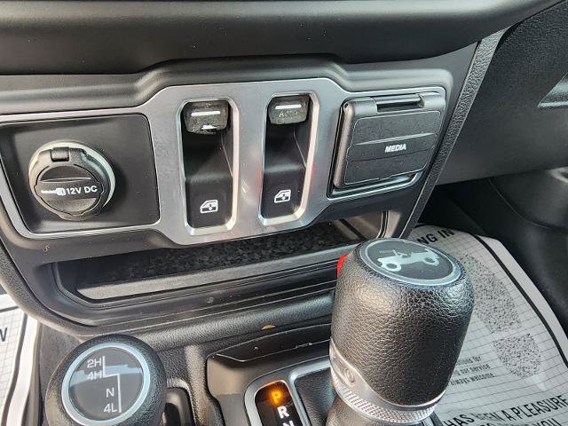 Used 2019 Jeep Wrangler Sport AWD/4WD image 24