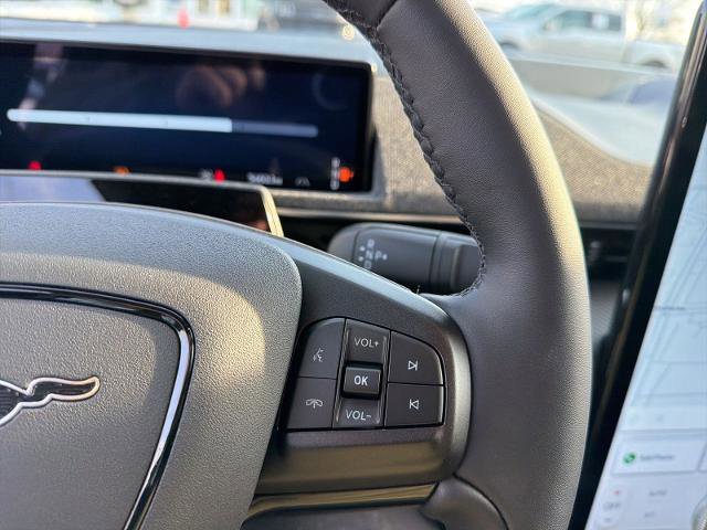 Certified 2025 Ford Mustang Mach-E Premium image 18