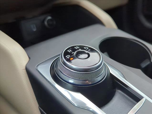 Certified 2020 Ford Escape SE FWD image 13