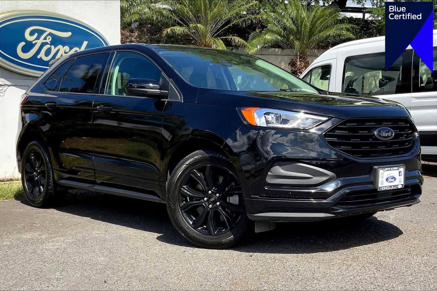 Certified 2022 Ford Edge SE w/ Black Appearance Package