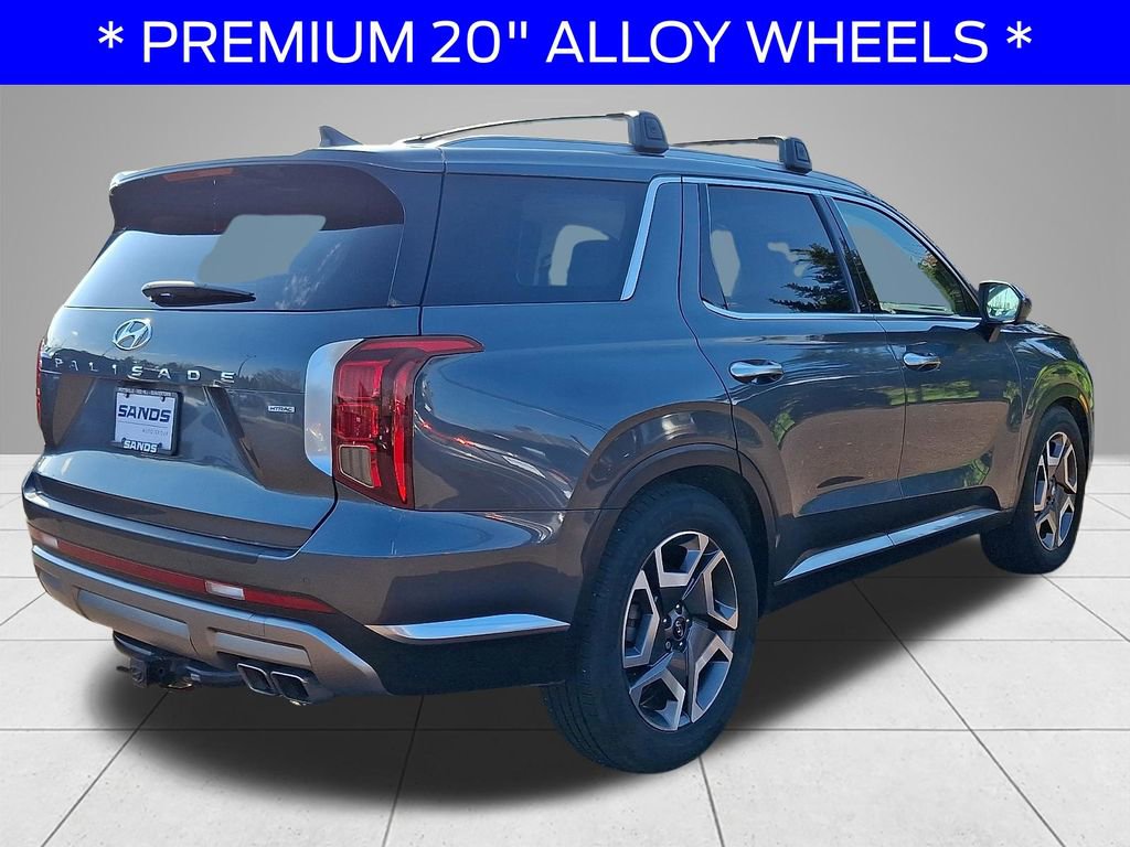Used 2024 Hyundai Palisade Limited AWD/4WD image 4