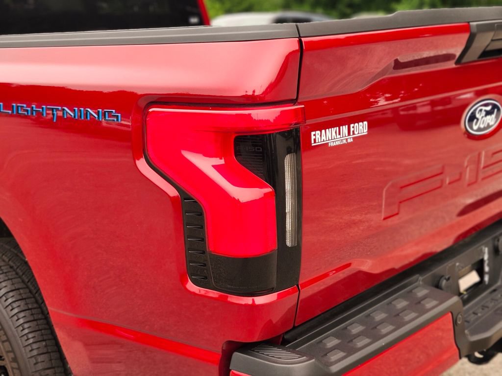 Certified 2025 Ford F150 Lightning XLT AWD/4WD image 9
