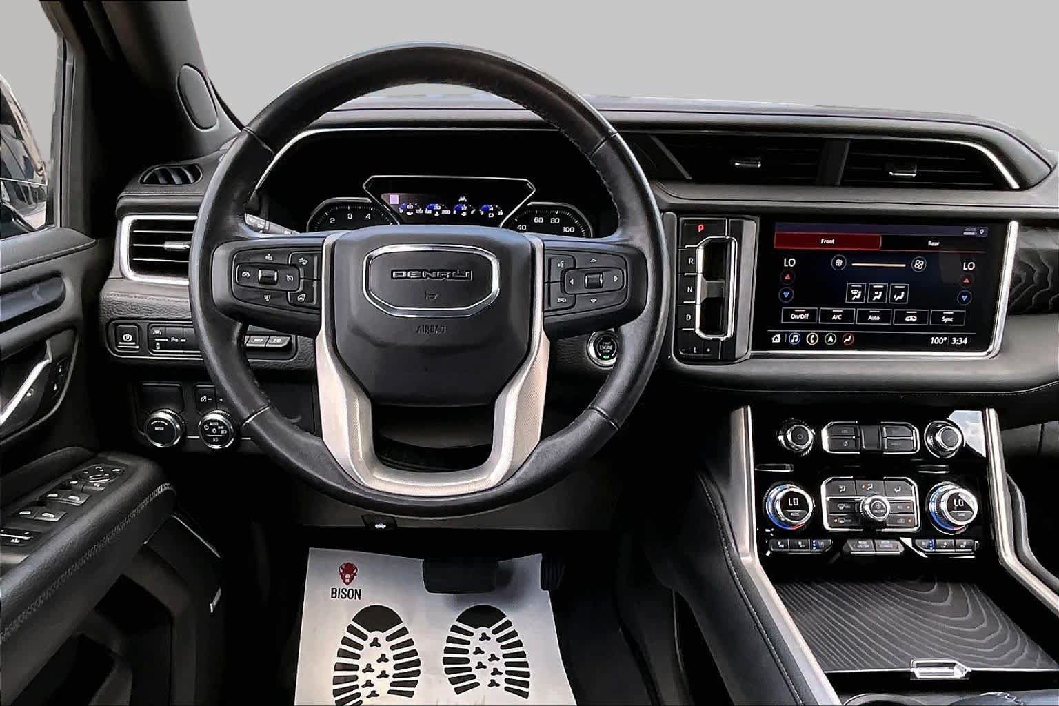Used 2021 GMC Yukon Denali w/ LPO, Illumination Package RWD image 8