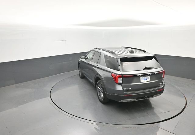 Certified 2025 Ford Explorer Active w/ Active Comfort Package AWD/4WD image 29