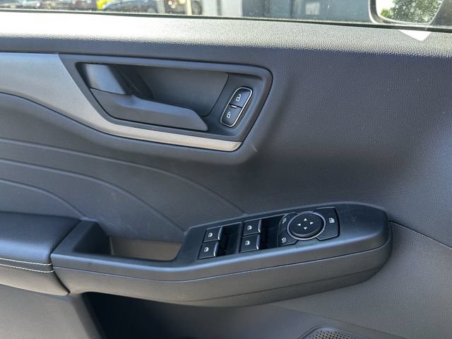 Certified 2023 Ford Escape Active AWD/4WD image 31