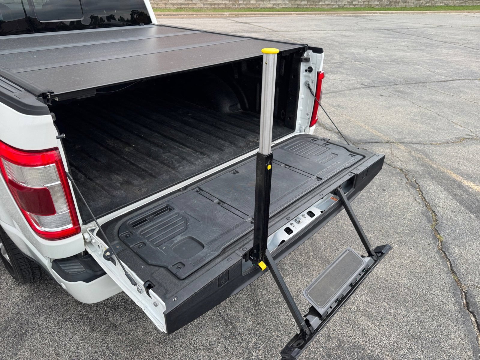 Certified 2021 Ford F150 Limited AWD/4WD image 17