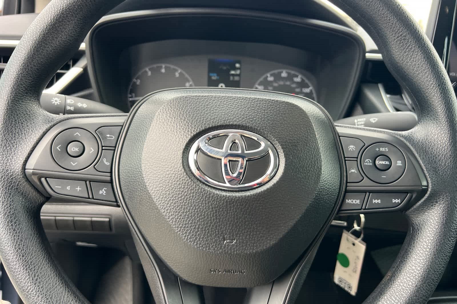 Used 2025 Toyota Corolla LE image 22