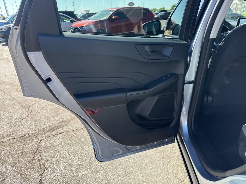 Certified 2022 Ford Escape SE w/ Cold Weather Package FWD image 29