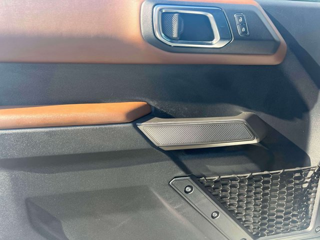 Certified 2022 Ford Bronco Outer Banks w/ Sasquatch Package AWD/4WD image 18