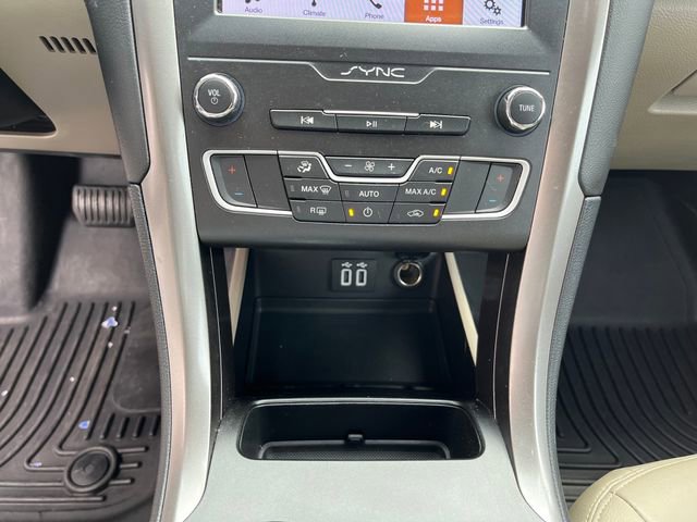 Certified 2019 Ford Fusion SE FWD image 34