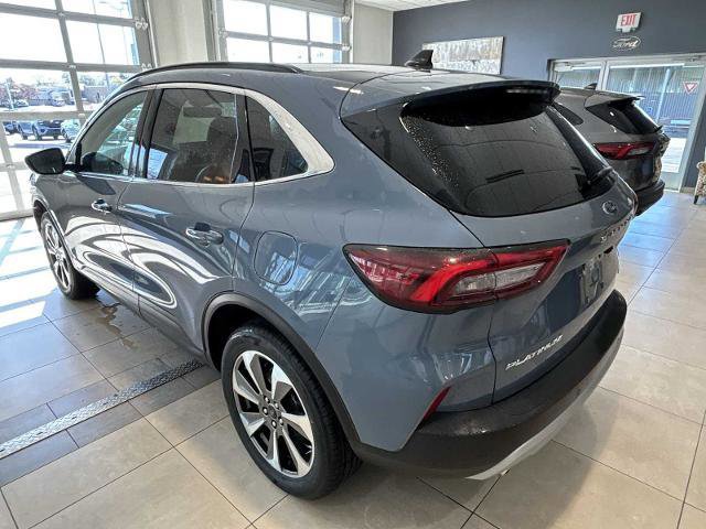 Certified 2024 Ford Escape Platinum AWD/4WD image 3