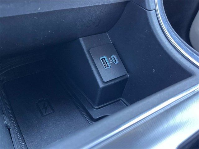 Certified 2023 Ford Edge Titanium w/ Class II Trailer Tow Package image 35