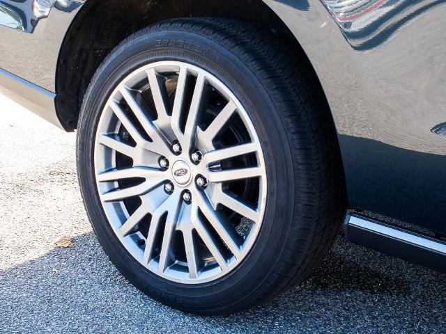 Certified 2024 Ford Expedition Limited image 7